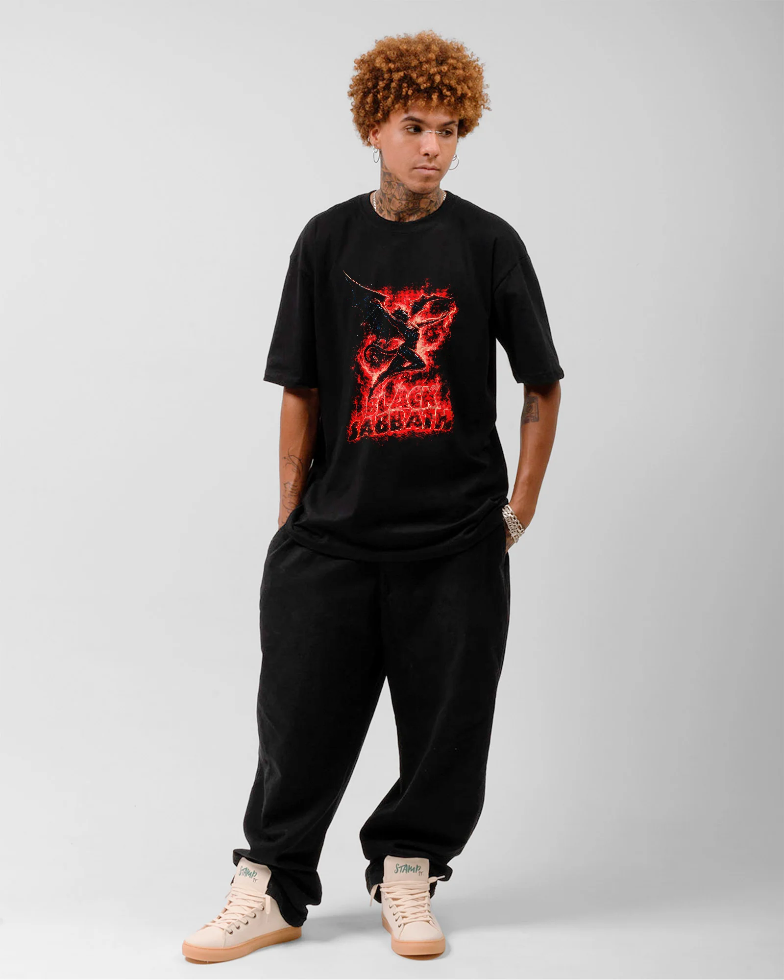 Camiseta Banda Black Sabbath Demon Red Oficial - Image 3