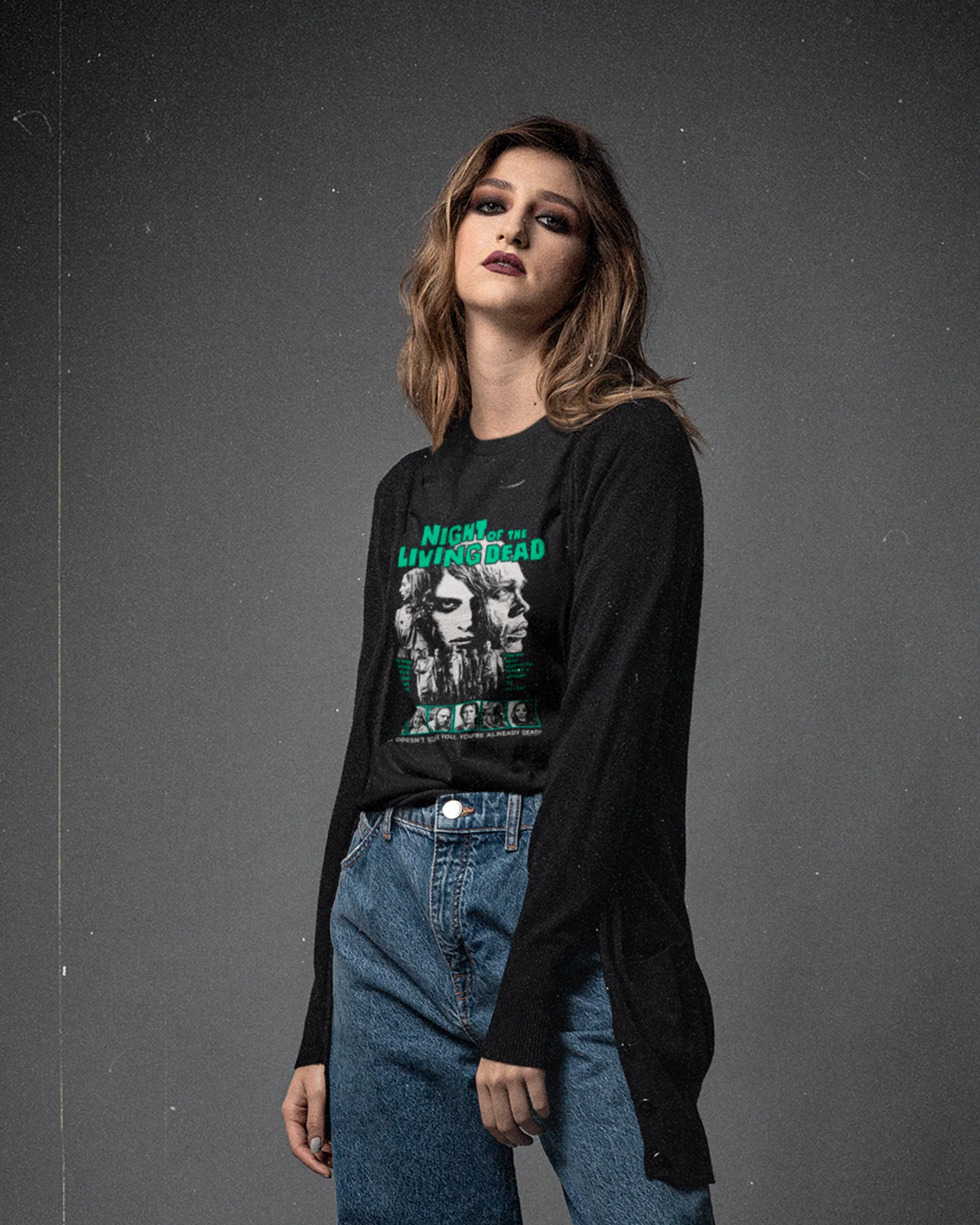 Camiseta Preta Night of the Living Dead Zumbis Unissex - Image 4