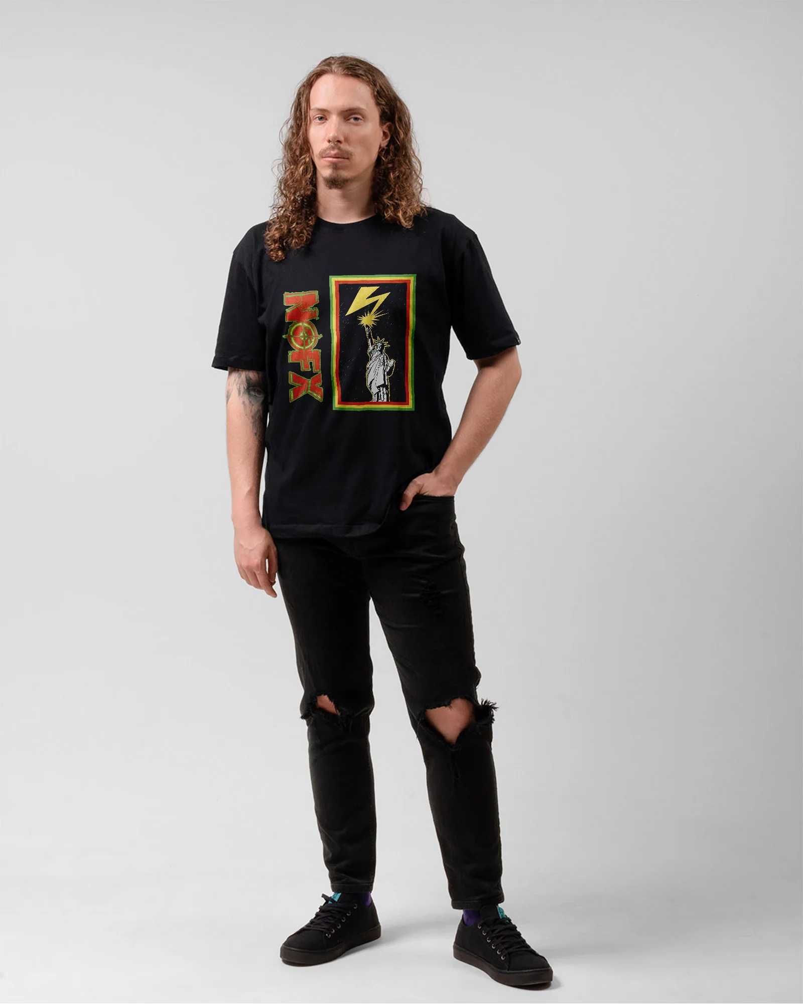 Camiseta Preta NOFX Raio Estátua da Liberdade Punk - Image 5
