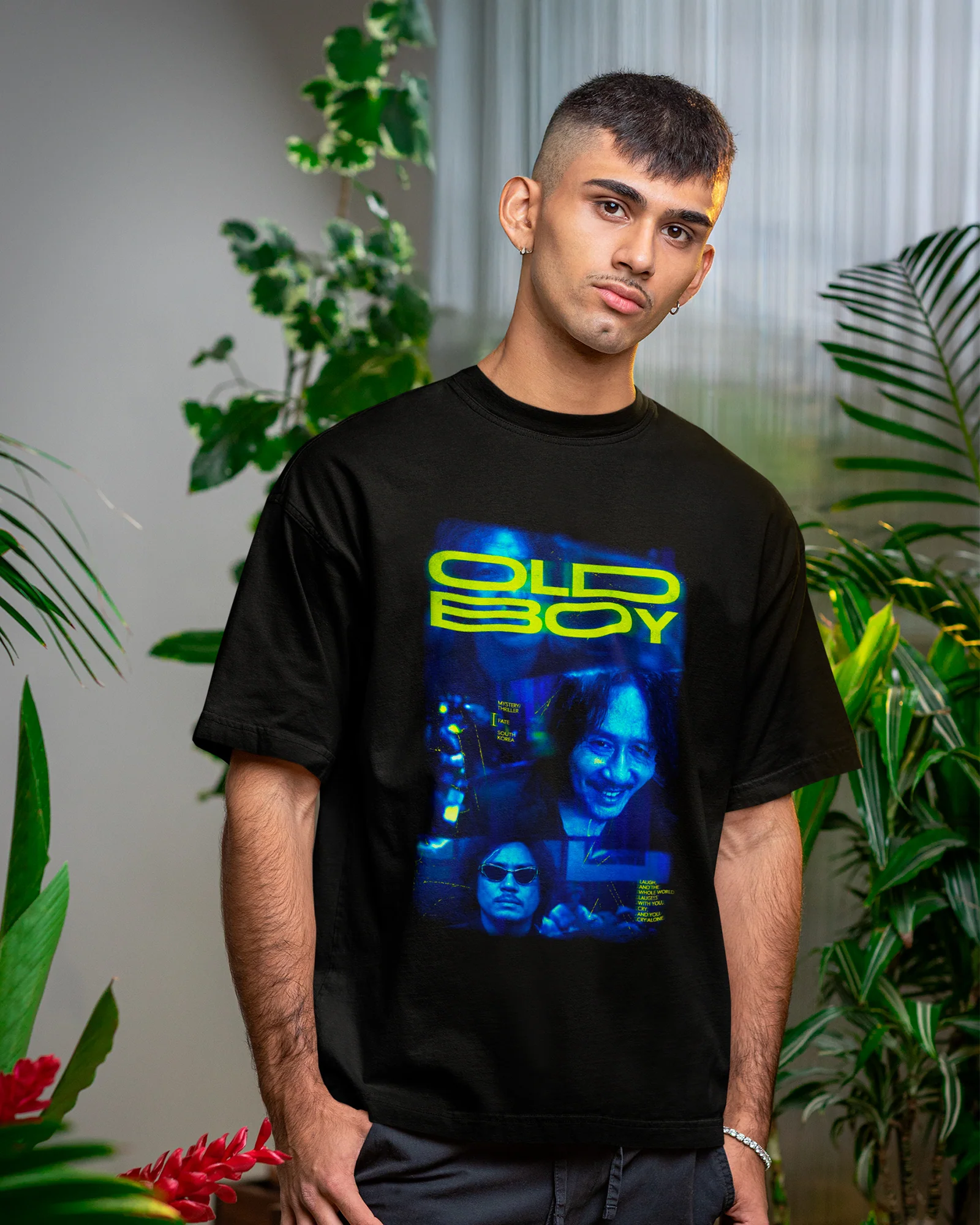 Camiseta Preta Oldboy Neon Estampa Colorida Estilo Urbano Unissex - Image 4