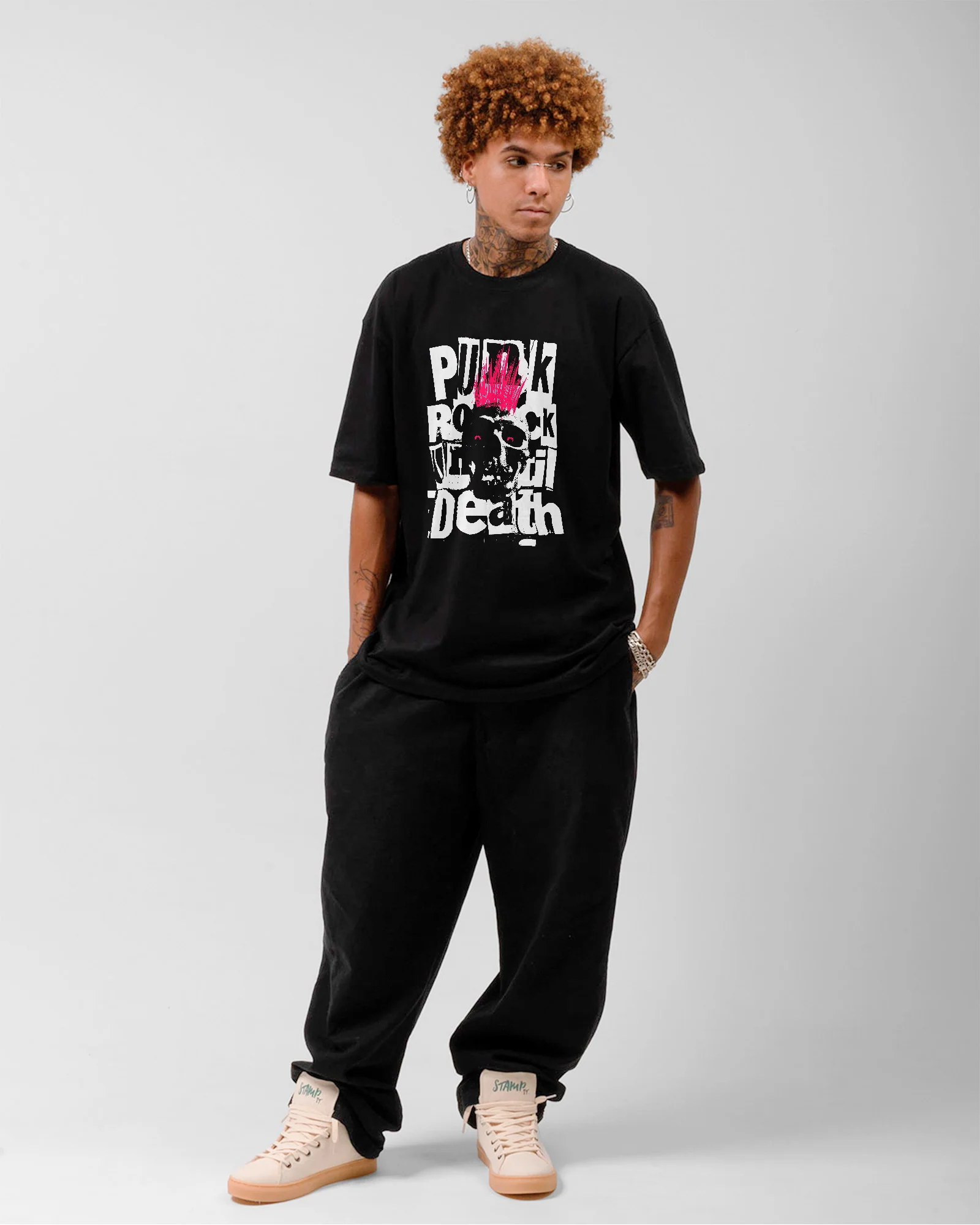 Camiseta Punk Rock Skull Retrô - Image 3